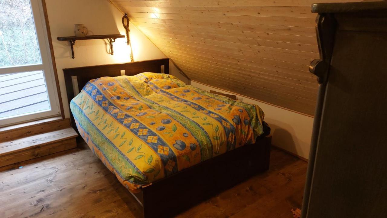 Hlucov Lesni Chalupa Kokorin Extérieur photo